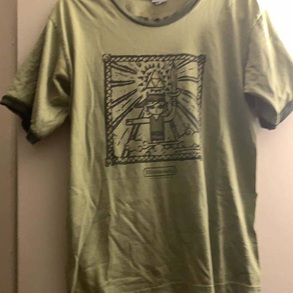 Legend of Zelda Hot Topic T-Shirt, Size Medium